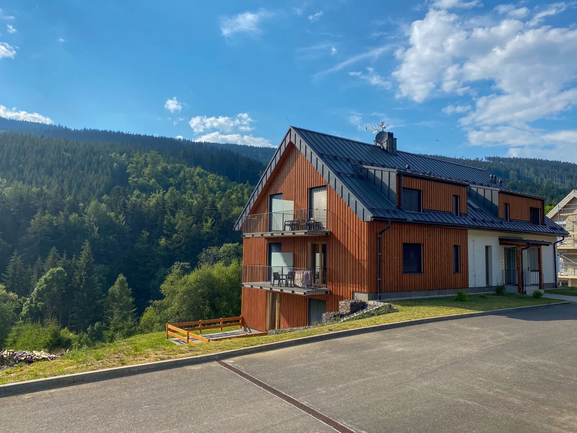 Apartmánový dům LUEL s výhledem na hory Dolní Moravy